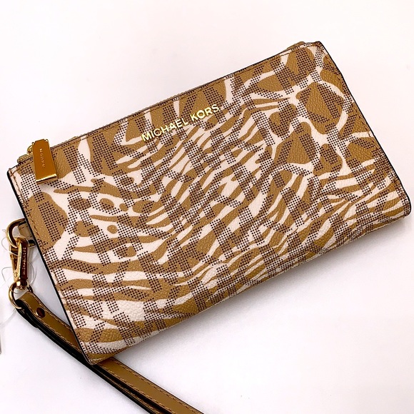MICHAEL KORS LARGE DOUBLE ZIP WRISTLET WALLET CAMEL MULTI COLOR - Picture 2 of 13